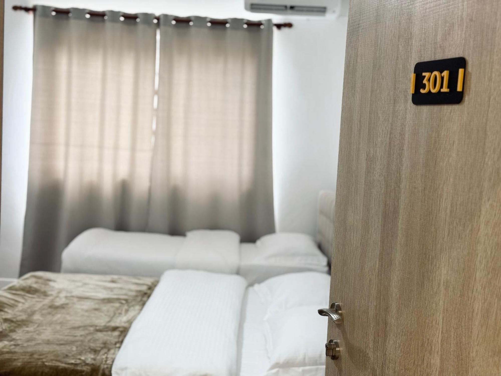 Kutal Park Inn Hotel Permet Exterior photo